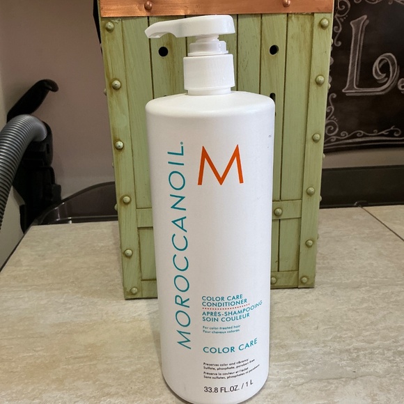New MORROCCANOIL Color  Care Conditioner 33.8 oz - Picture 3 of 4